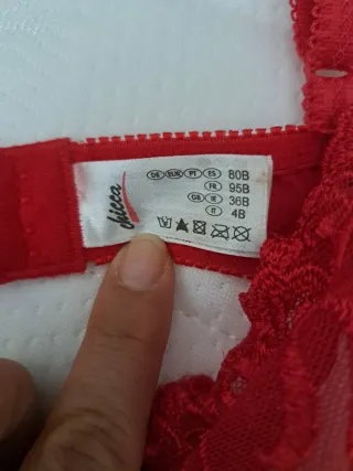 Reggiseno rosso pizzo floreale