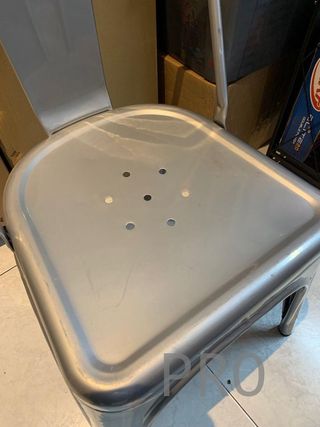 Sedia in metallo per giardino