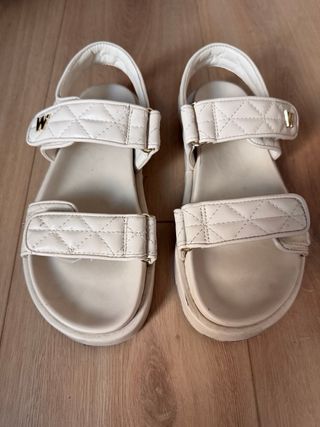 Sandalias Westies Beige Planas