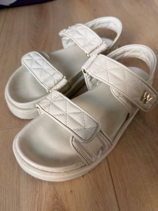 Sandalias Westies Beige Planas