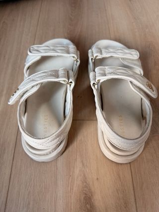 Sandalias Westies Beige Planas