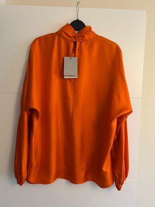 Blusa Naranja Woman Limited tacto seda