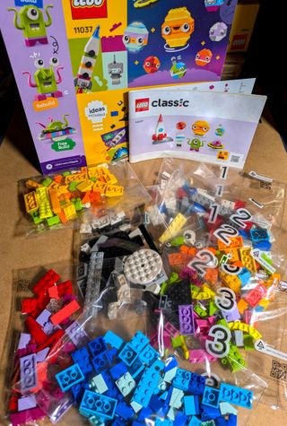 LEGO Classic Spazio 11037
