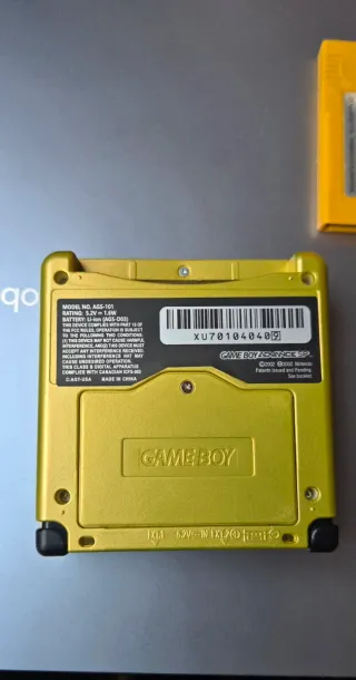 Nintendo Game Boy Advance SP Dorada
