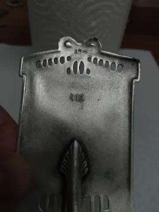 Calendario color plata,antiguo