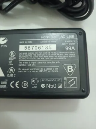 Alimentatore Sony AC-L10B 8.4V 1.5A videocam. Sony