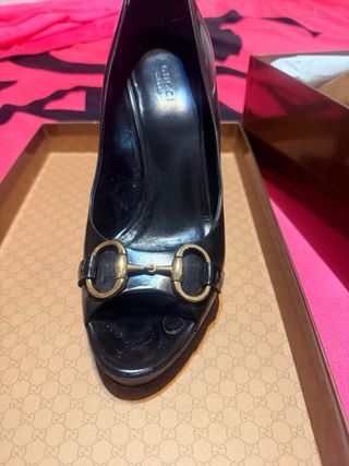 Décolleté Gucci spuntate con morsetto