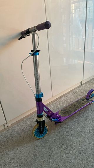 Patinete scooter Oxelo morado para niños