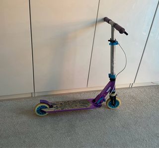 Patinete scooter Oxelo morado para niños