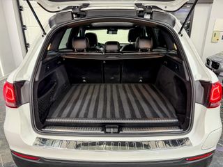 Mercedes-Benz GLC SUV 300DE AMG