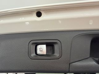 Mercedes-Benz GLC SUV 300DE AMG