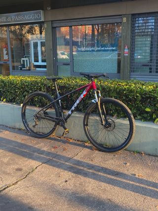 Trek Marlin 6 Bicicletta