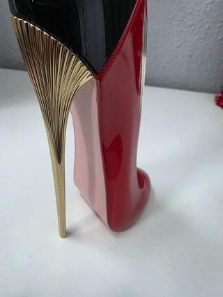 ENVASE - FIGURA - CAROLINA HERRERA - TACÓN - EDP