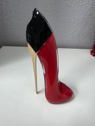 ENVASE - FIGURA - CAROLINA HERRERA - TACÓN - EDP