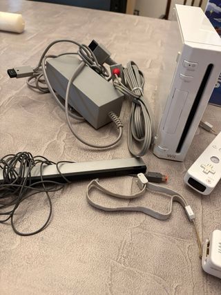 Nintendo Wii Console + Giochi e Accessori