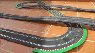 Circuito tipo Scalextric C4