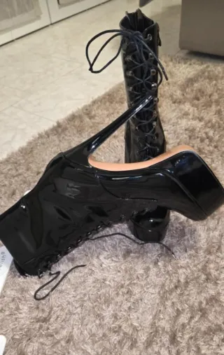 Stivali fetish vernice nero misura 44