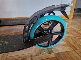 Patinete scooter ajustable con suspensión