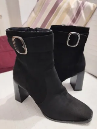 Botines de ante negros talla 39