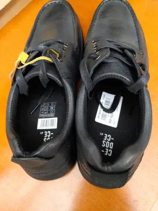 Zapatos de cuero negros talla 41