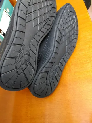 Zapatos de cuero negros talla 41