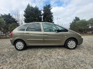 Citroen Xsara Picasso 1.6HDi PEGATINA B AÑO 2010