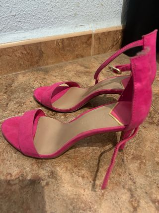 Sandalias Stradivarius rosas