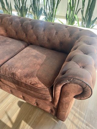 Sofá Chester 2 plazas antelina marrón