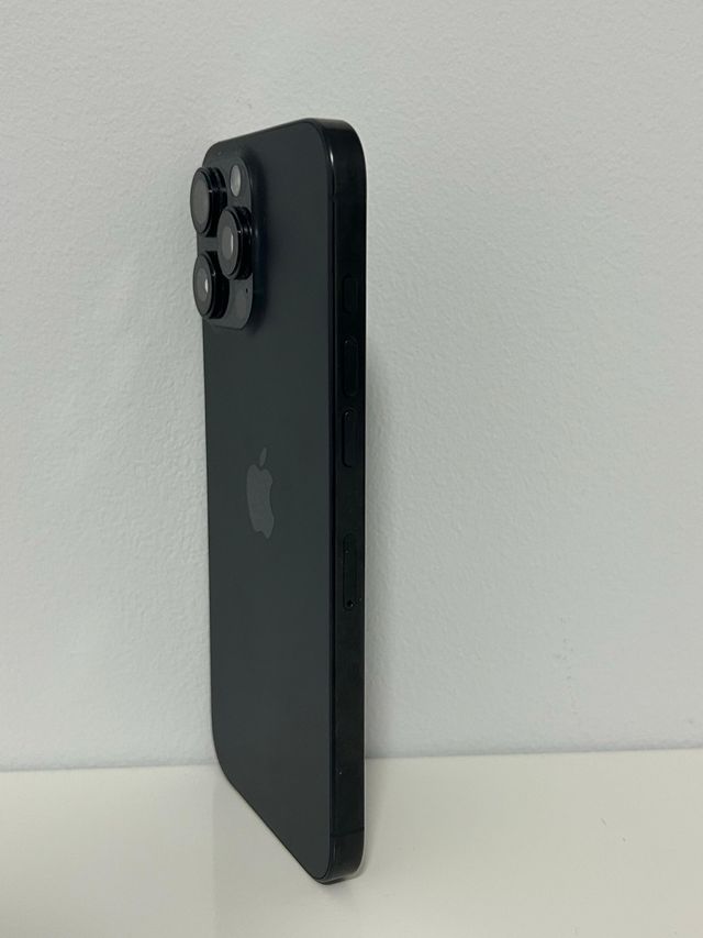 IMPOLUTO iPhone 16 Pro Max 256GB