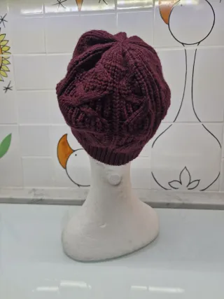 Cappello berretto cuffia bordeaux invernale