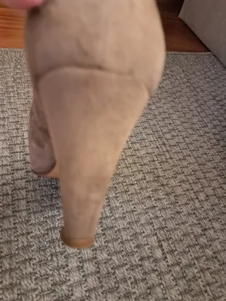 Zapatos tacón Unisa nude 40.5