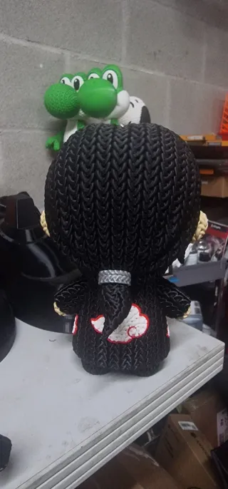 Figura Itachi Uchiha (Naruto) Efecto crochet