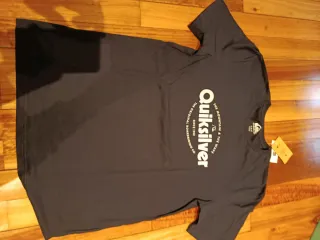 Camiseta Quiksilver Talla M Negra