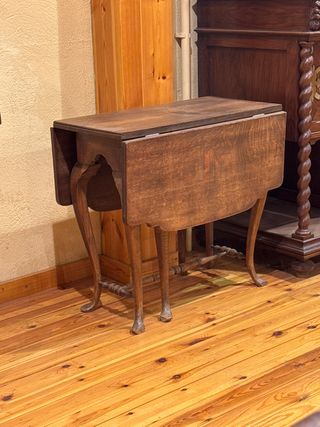 Mesa auxiliar plegable de madera