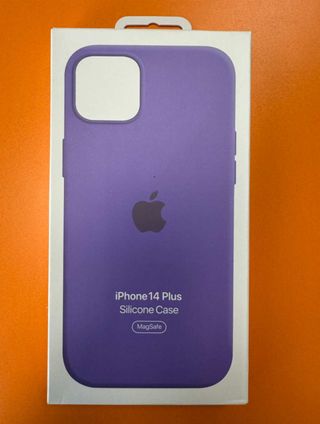 Cover iPhone 14 Plus in silicone Iris