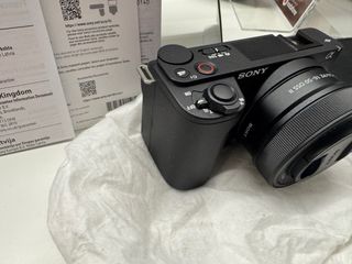 Sony ZV-E10 II + Obiettivo 16-50mm