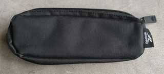 Estuche Reebok pequeño negro
