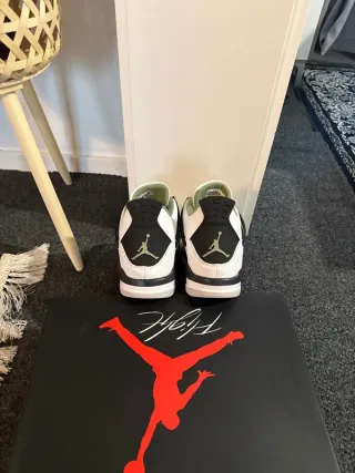 Jordan 4 Retro Seafoam Talla 38-44