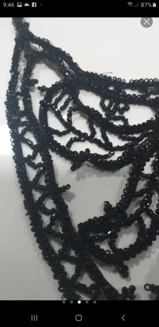 Sobrecuello pedrería vintage negro