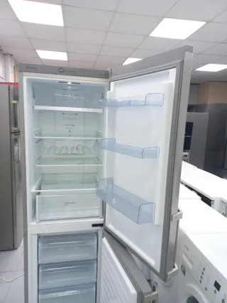 Nevera Balay plateada combi nofrost