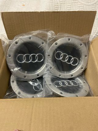 4 Tapabujes Audi 146mm modelo RS4 old nuevos