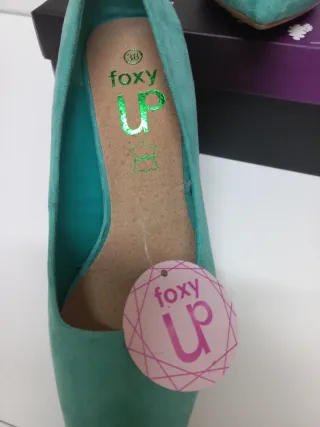 Zapatos de salón Foxy Up turquesa ante