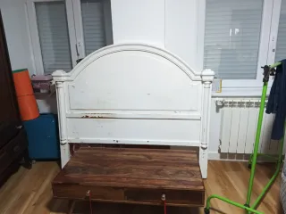 Cabecero de cama de madera blanco