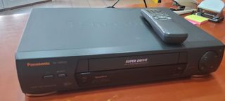 Reproductor Panasonic NV-HD640 HiFi VHS
