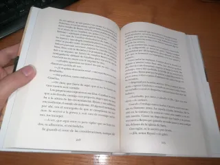 Libro: LA CRUZADA Florencia Canale