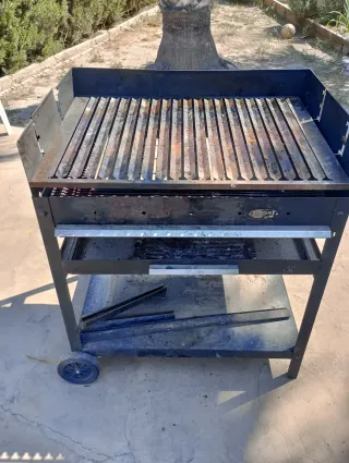 Botas y Parka Rojo y Blanco