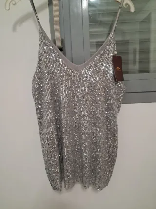 Top lentejuelas plateadas tirantes finos