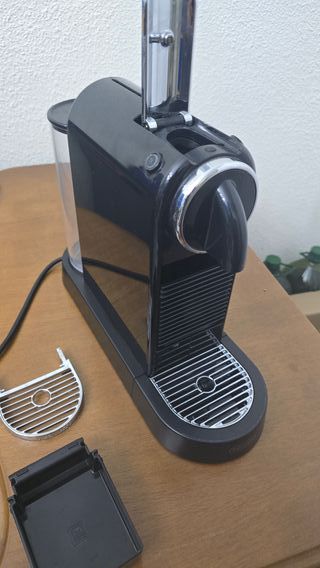 Cafetera DeLonghi Cápsulas