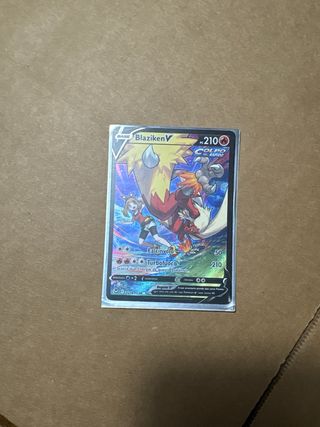 Lotto carte Pokémon Froslass, Luxray, Blaziken,