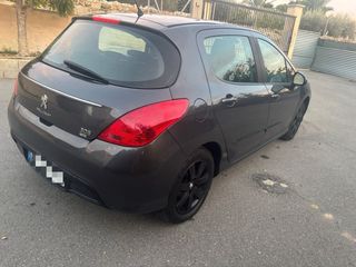 Peugeot 308 2012